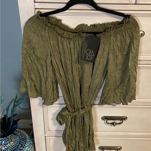 NWT womens CHA SOR heirloom woven off the shoulder, flouncy sleeve, romper